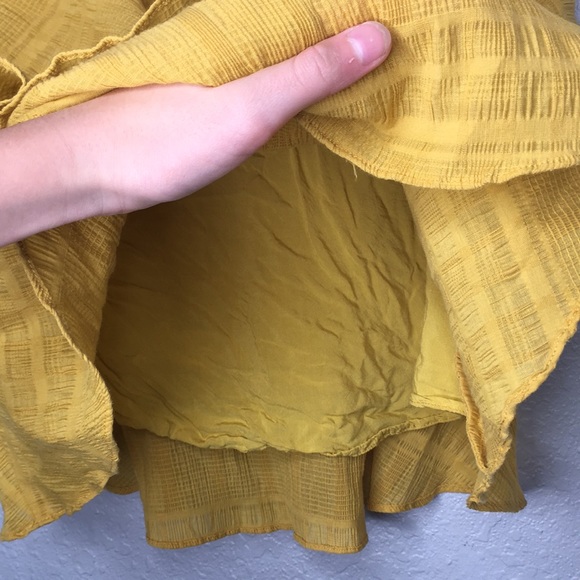 Tularosa ruffled mini skirt - Picture 7 of 11